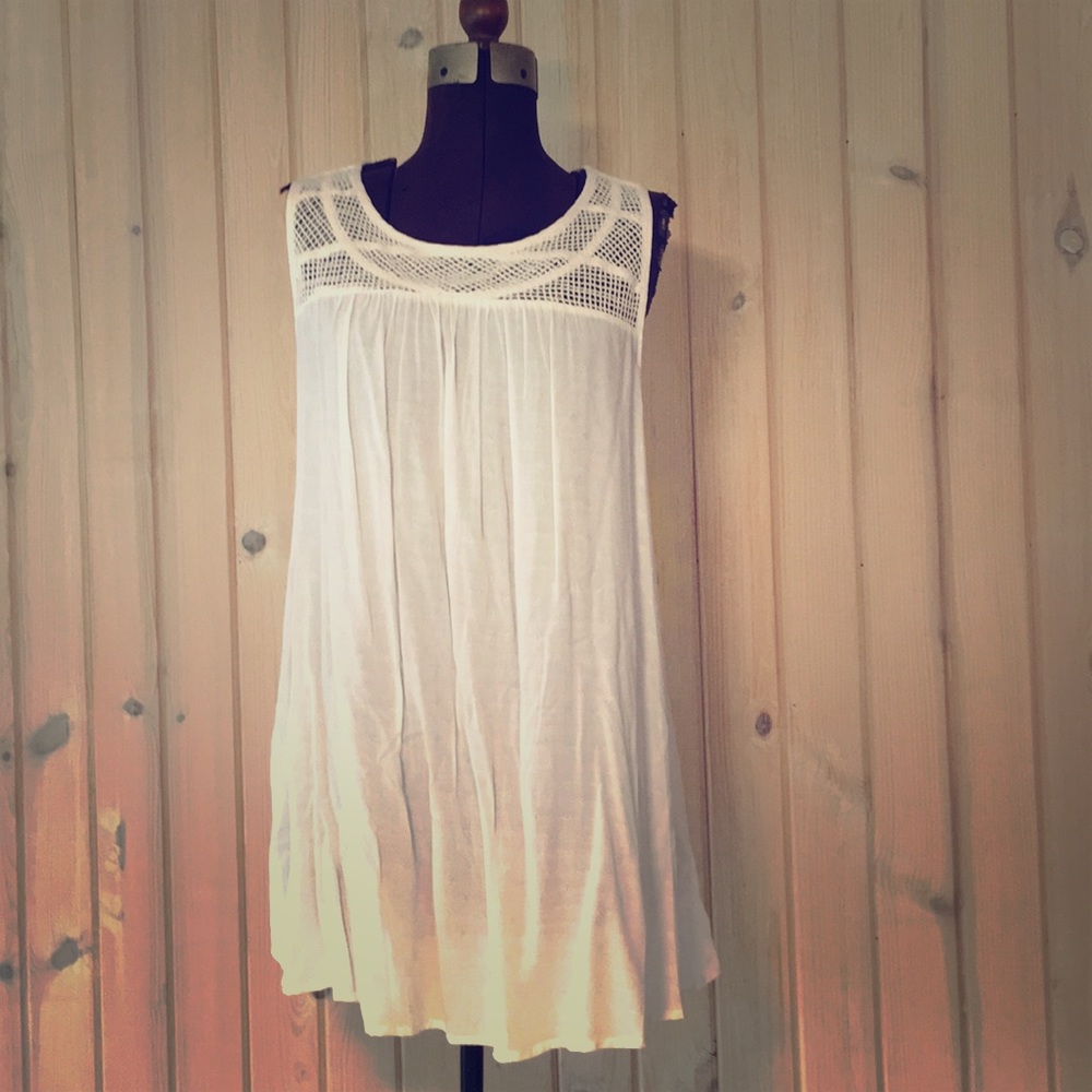 Maternity Cream Tank SZ  L by Liz Lane for Target